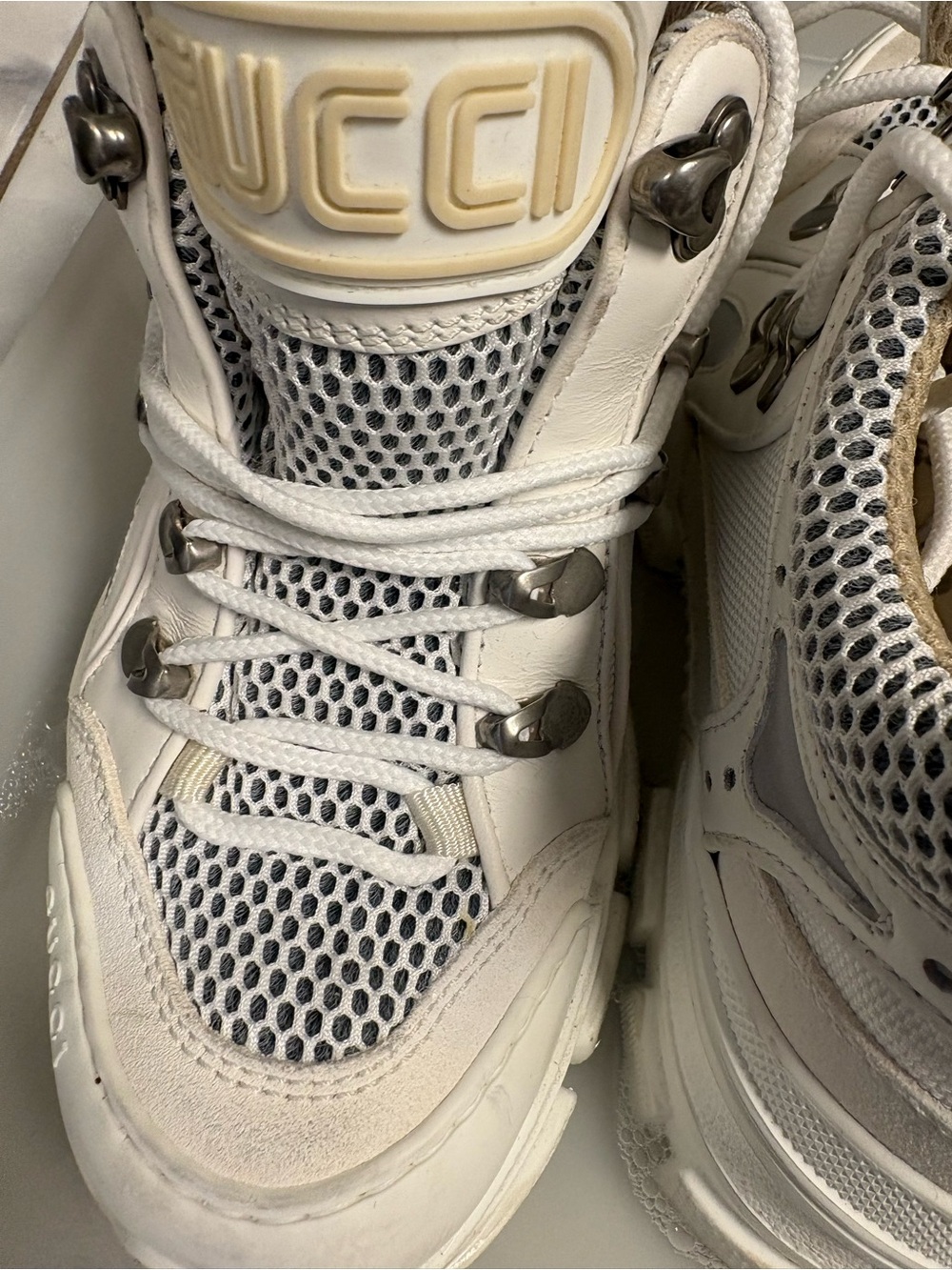 Gucci flash streak Sneakers ladies 5.5 stunning shoes in box.